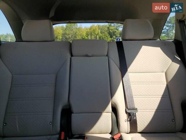 Білий Кіа Соренто, об'ємом двигуна 2.4 л та пробігом 79 тис. км за 10850 $, фото 9 на Automoto.ua