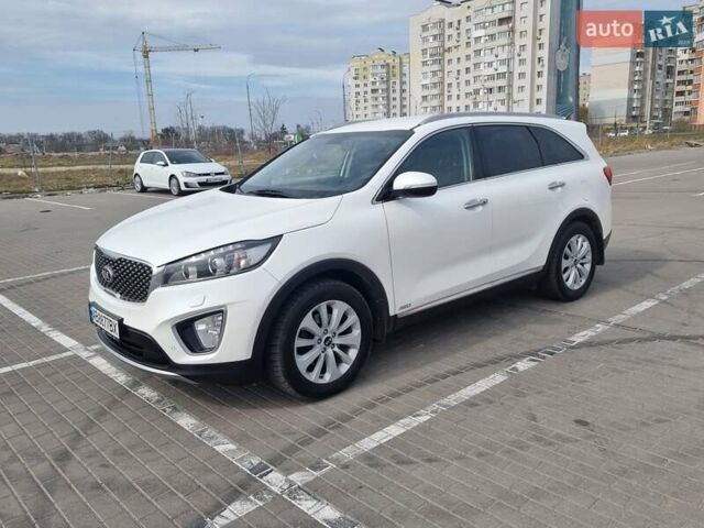 Белый Киа Соренто, объемом двигателя 2.2 л и пробегом 145 тыс. км за 25000 $, фото 2 на Automoto.ua