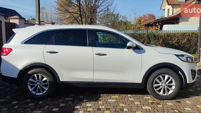 Білий Кіа Соренто, об'ємом двигуна 2.4 л та пробігом 126 тис. км за 17900 $, фото 34 на Automoto.ua
