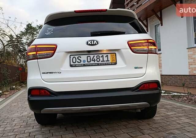 Белый Киа Соренто, объемом двигателя 2.2 л и пробегом 213 тыс. км за 21999 $, фото 3 на Automoto.ua
