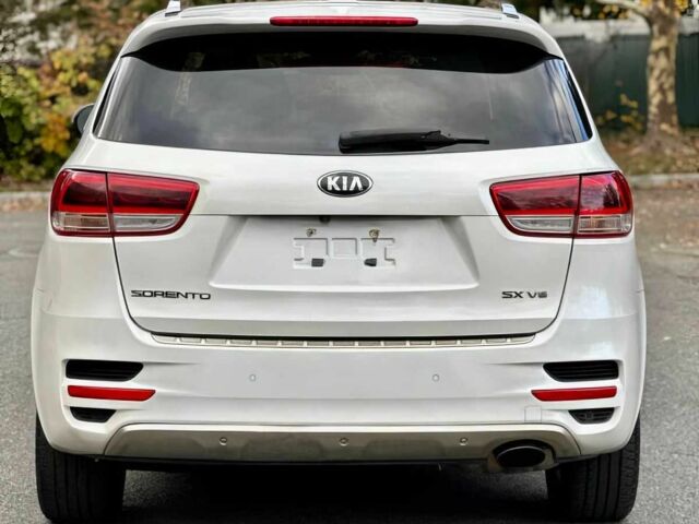 Білий Кіа Соренто, об'ємом двигуна 3.3 л та пробігом 75 тис. км за 6000 $, фото 5 на Automoto.ua