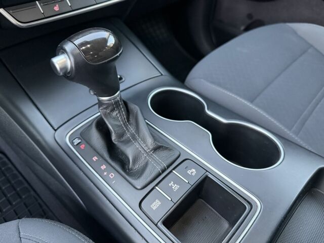 Белый Киа Соренто, объемом двигателя 3.3 л и пробегом 83 тыс. км за 14700 $, фото 22 на Automoto.ua