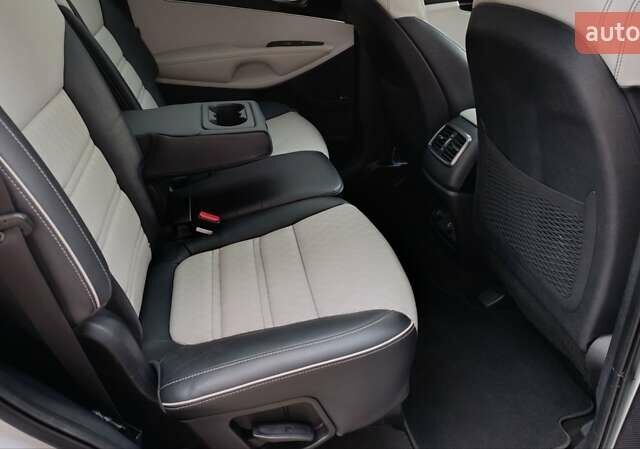 Белый Киа Соренто, объемом двигателя 2.2 л и пробегом 213 тыс. км за 21999 $, фото 73 на Automoto.ua