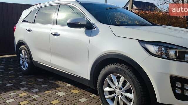 Білий Кіа Соренто, об'ємом двигуна 2.4 л та пробігом 126 тис. км за 17900 $, фото 31 на Automoto.ua