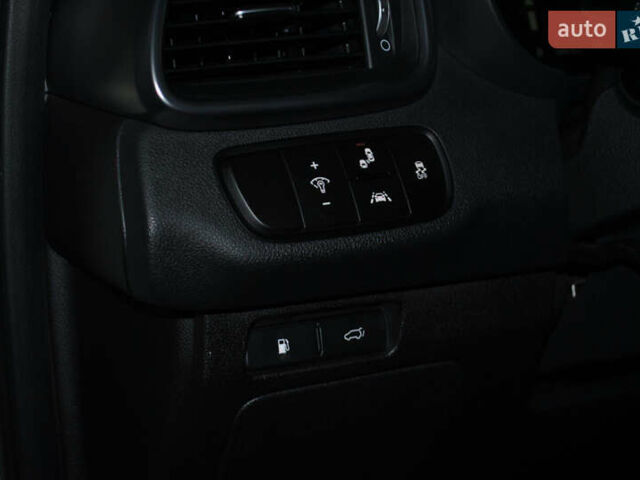 Белый Киа Соренто, объемом двигателя 2.2 л и пробегом 139 тыс. км за 23900 $, фото 23 на Automoto.ua