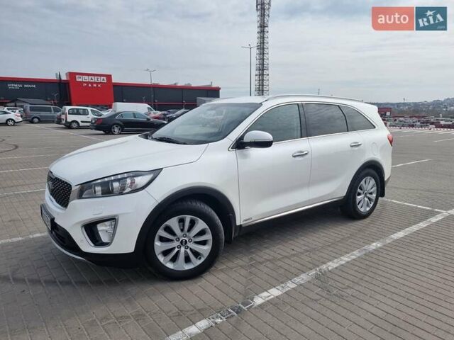 Белый Киа Соренто, объемом двигателя 2.2 л и пробегом 145 тыс. км за 25000 $, фото 15 на Automoto.ua