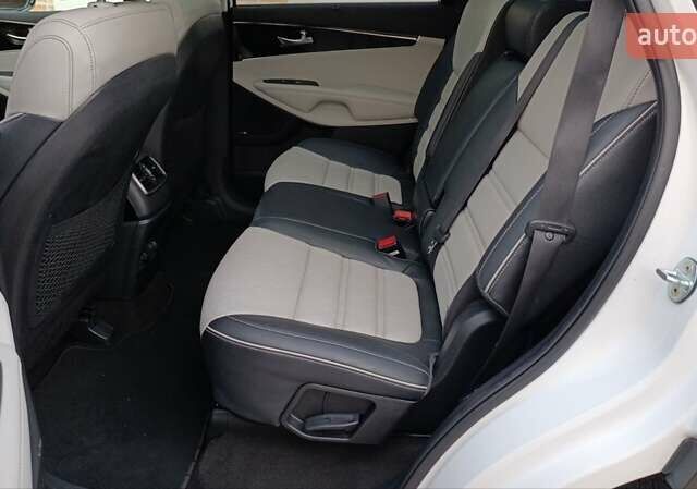 Белый Киа Соренто, объемом двигателя 2.2 л и пробегом 213 тыс. км за 21999 $, фото 62 на Automoto.ua