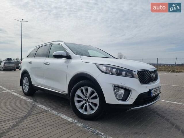 Белый Киа Соренто, объемом двигателя 2.2 л и пробегом 145 тыс. км за 25000 $, фото 16 на Automoto.ua