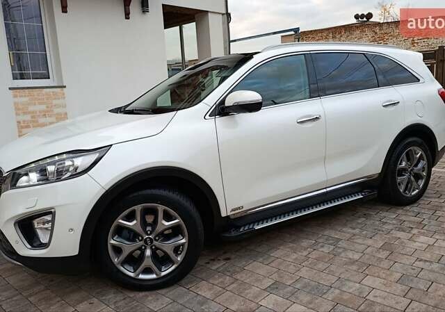 Белый Киа Соренто, объемом двигателя 2.2 л и пробегом 213 тыс. км за 21999 $, фото 2 на Automoto.ua