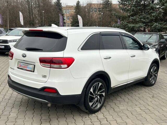 Білий Кіа Соренто, об'ємом двигуна 2 л та пробігом 245 тис. км за 18500 $, фото 6 на Automoto.ua