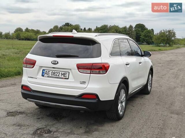 Білий Кіа Соренто, об'ємом двигуна 2.2 л та пробігом 130 тис. км за 24000 $, фото 4 на Automoto.ua