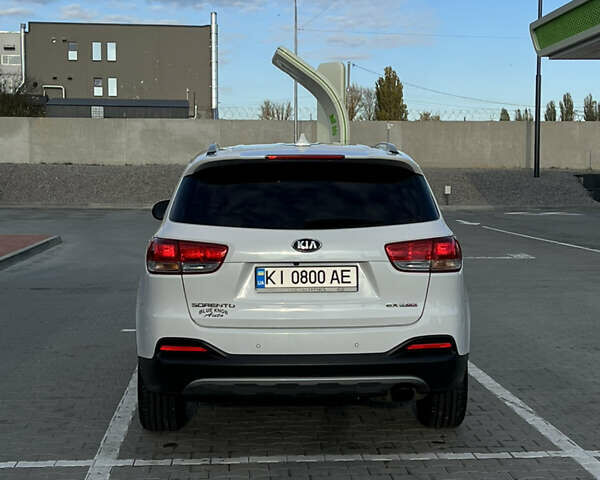 Кіа Соренто 2016 у Києві на Automoto.ua Білий Кіа Соренто, об'ємом двигуна 2 л та пробігом 75 тис. км за 20000 $, фото 7 на Automoto.ua