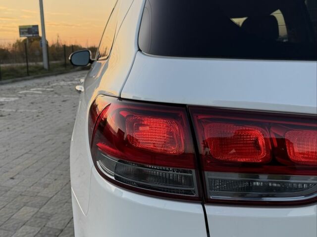 Белый Киа Соренто, объемом двигателя 3.3 л и пробегом 83 тыс. км за 14700 $, фото 12 на Automoto.ua