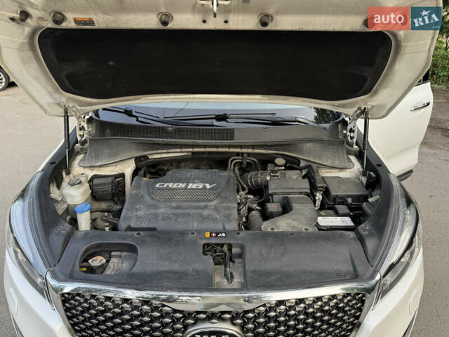 Белый Киа Соренто, объемом двигателя 2.2 л и пробегом 150 тыс. км за 23900 $, фото 11 на Automoto.ua
