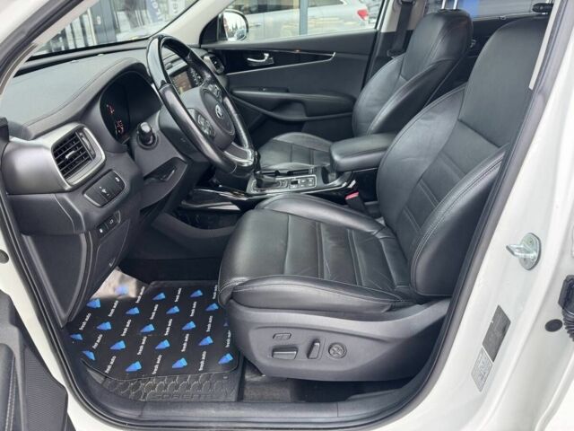 Белый Киа Соренто, объемом двигателя 2.2 л и пробегом 147 тыс. км за 24900 $, фото 20 на Automoto.ua