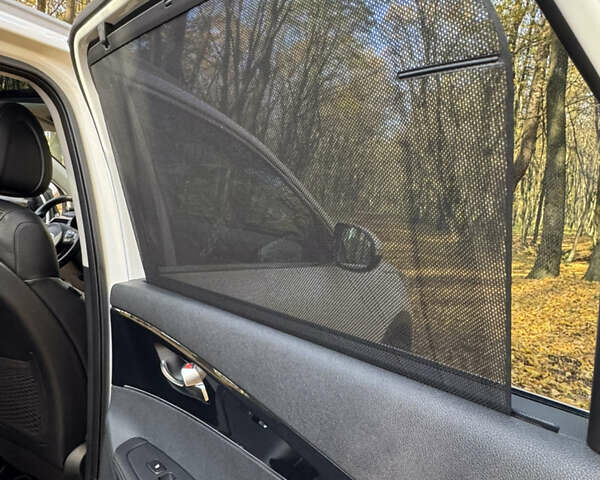 Белый Киа Соренто, объемом двигателя 2.2 л и пробегом 183 тыс. км за 23600 $, фото 71 на Automoto.ua