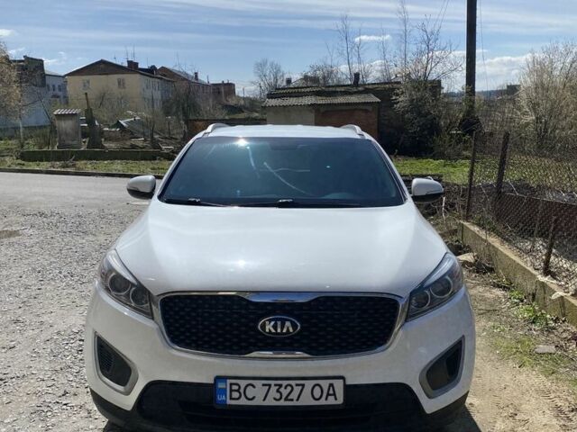 Білий Кіа Соренто, об'ємом двигуна 2.4 л та пробігом 180 тис. км за 16250 $, фото 7 на Automoto.ua