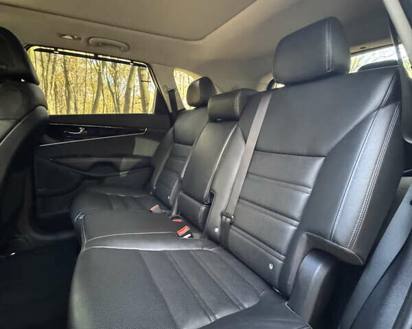 Белый Киа Соренто, объемом двигателя 2.2 л и пробегом 183 тыс. км за 23600 $, фото 60 на Automoto.ua