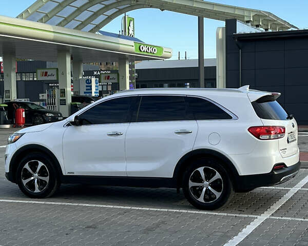 Кіа Соренто 2016 у Києві на Automoto.ua Білий Кіа Соренто, об'ємом двигуна 2 л та пробігом 75 тис. км за 20000 $, фото 5 на Automoto.ua