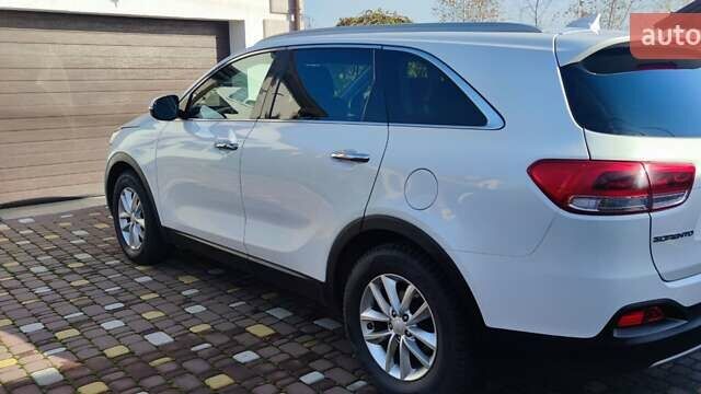 Білий Кіа Соренто, об'ємом двигуна 2.4 л та пробігом 126 тис. км за 17900 $, фото 15 на Automoto.ua