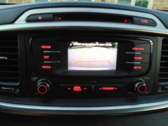 Белый Киа Соренто, объемом двигателя 2 л и пробегом 71 тыс. км за 13500 $, фото 9 на Automoto.ua