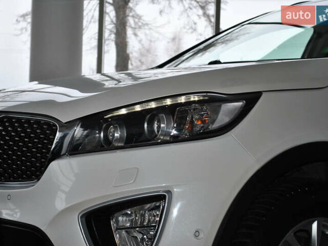 Белый Киа Соренто, объемом двигателя 2.2 л и пробегом 139 тыс. км за 23900 $, фото 11 на Automoto.ua