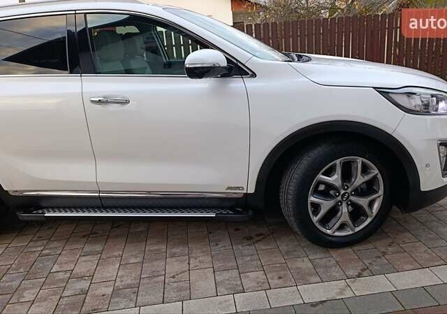 Белый Киа Соренто, объемом двигателя 2.2 л и пробегом 213 тыс. км за 21999 $, фото 20 на Automoto.ua