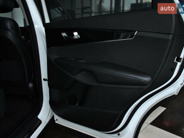 Белый Киа Соренто, объемом двигателя 2.2 л и пробегом 139 тыс. км за 23900 $, фото 50 на Automoto.ua