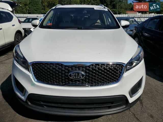Білий Кіа Соренто, об'ємом двигуна 2.4 л та пробігом 79 тис. км за 10850 $, фото 2 на Automoto.ua