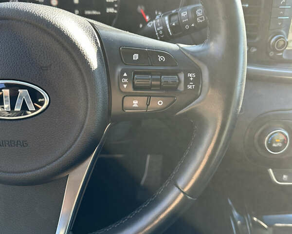 Белый Киа Соренто, объемом двигателя 2.2 л и пробегом 206 тыс. км за 22500 $, фото 32 на Automoto.ua