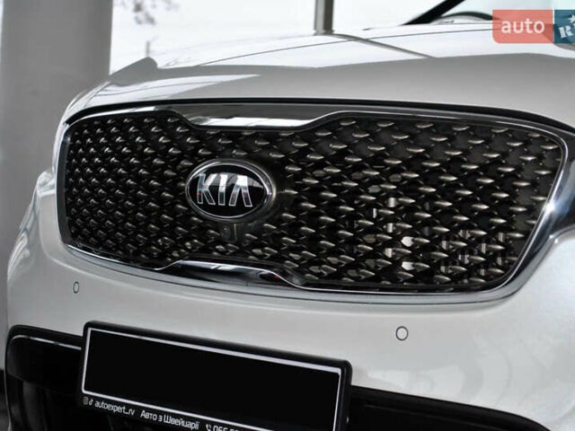 Белый Киа Соренто, объемом двигателя 2.2 л и пробегом 139 тыс. км за 23900 $, фото 8 на Automoto.ua