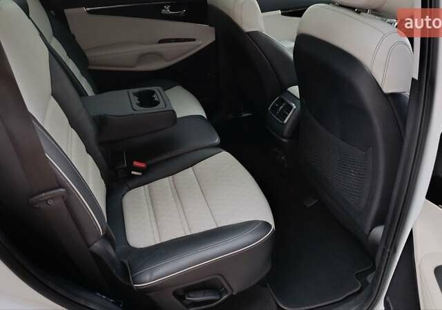 Белый Киа Соренто, объемом двигателя 2.2 л и пробегом 213 тыс. км за 21999 $, фото 74 на Automoto.ua