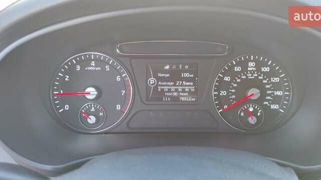 Білий Кіа Соренто, об'ємом двигуна 2.4 л та пробігом 126 тис. км за 17900 $, фото 37 на Automoto.ua