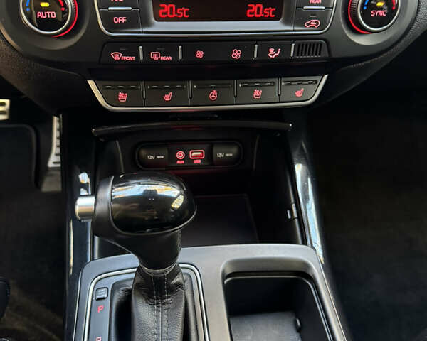 Белый Киа Соренто, объемом двигателя 2.2 л и пробегом 183 тыс. км за 23600 $, фото 50 на Automoto.ua