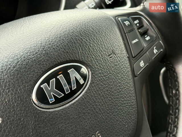 Белый Киа Соренто, объемом двигателя 2.2 л и пробегом 175 тыс. км за 18999 $, фото 64 на Automoto.ua