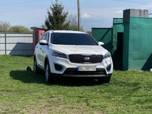 Білий Кіа Соренто, об'ємом двигуна 2.4 л та пробігом 180 тис. км за 16250 $, фото 10 на Automoto.ua