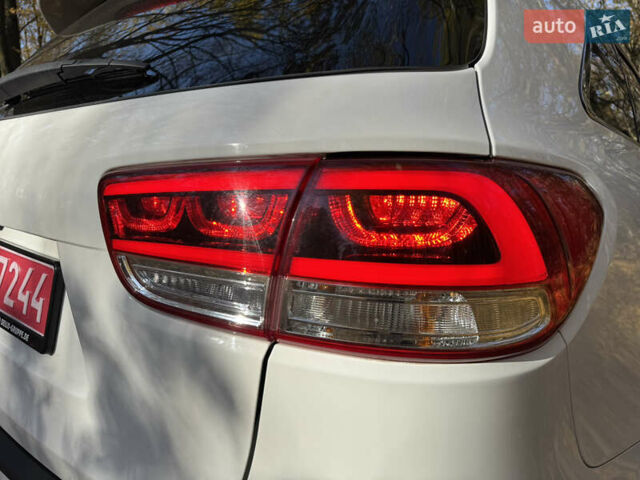 Белый Киа Соренто, объемом двигателя 2.2 л и пробегом 183 тыс. км за 23600 $, фото 12 на Automoto.ua