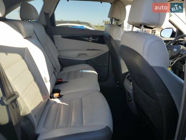 Белый Киа Соренто, объемом двигателя 3.3 л и пробегом 146 тыс. км за 2300 $, фото 10 на Automoto.ua