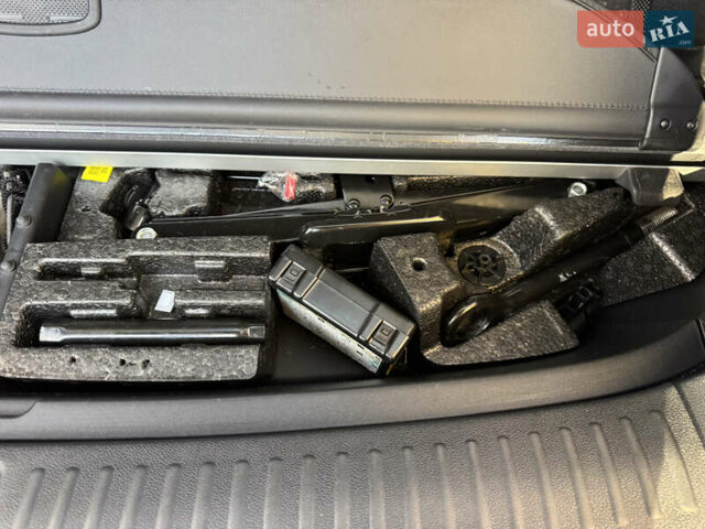 Белый Киа Соренто, объемом двигателя 2.2 л и пробегом 183 тыс. км за 23600 $, фото 89 на Automoto.ua