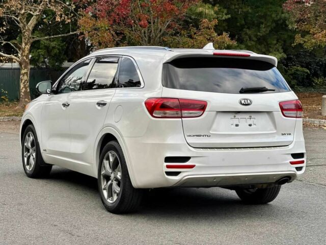 Білий Кіа Соренто, об'ємом двигуна 3.3 л та пробігом 75 тис. км за 6000 $, фото 4 на Automoto.ua