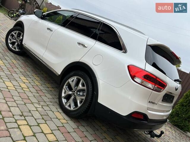 Белый Киа Соренто, объемом двигателя 2.2 л и пробегом 207 тыс. км за 22350 $, фото 50 на Automoto.ua