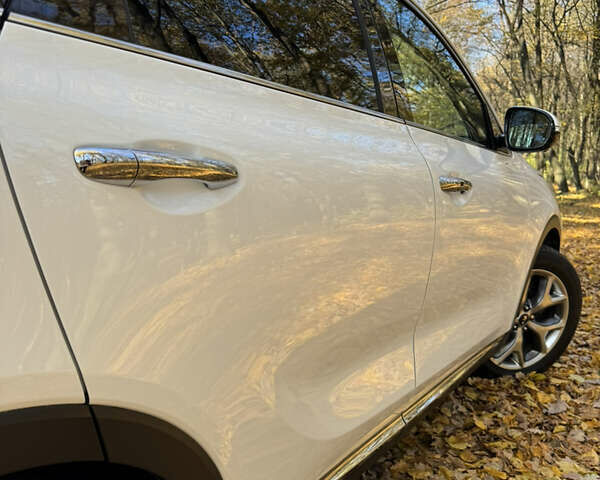 Белый Киа Соренто, объемом двигателя 2.2 л и пробегом 183 тыс. км за 23600 $, фото 11 на Automoto.ua