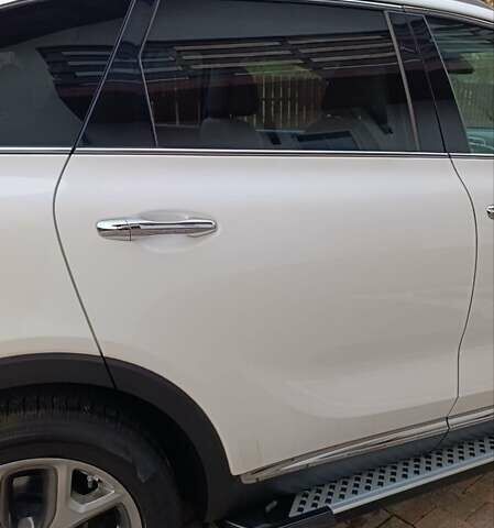 Белый Киа Соренто, объемом двигателя 2.2 л и пробегом 213 тыс. км за 21999 $, фото 26 на Automoto.ua