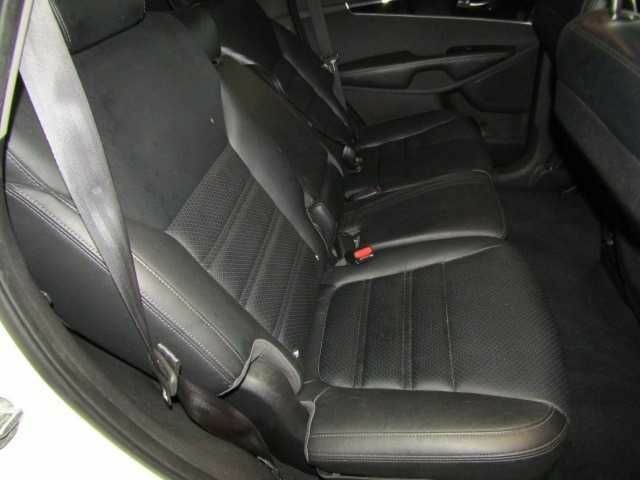 Білий Кіа Соренто, об'ємом двигуна 2 л та пробігом 172 тис. км за 15300 $, фото 9 на Automoto.ua