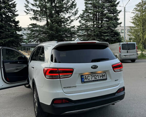 Белый Киа Соренто, объемом двигателя 2.2 л и пробегом 150 тыс. км за 23900 $, фото 14 на Automoto.ua