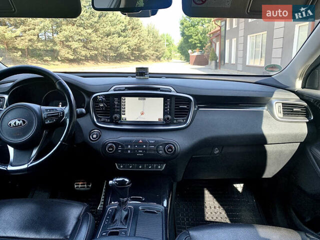 Білий Кіа Соренто, об'ємом двигуна 2.2 л та пробігом 105 тис. км за 25700 $, фото 43 на Automoto.ua