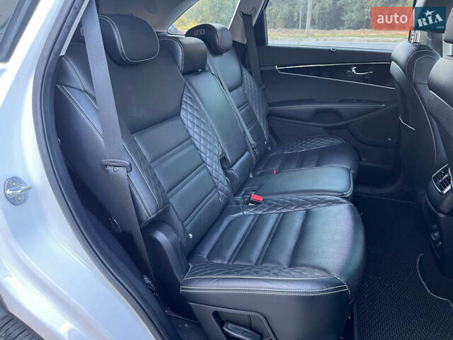 Белый Киа Соренто, объемом двигателя 2.2 л и пробегом 108 тыс. км за 26500 $, фото 42 на Automoto.ua