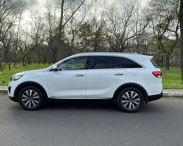 Білий Кіа Соренто, об'ємом двигуна 2.2 л та пробігом 115 тис. км за 25500 $, фото 8 на Automoto.ua