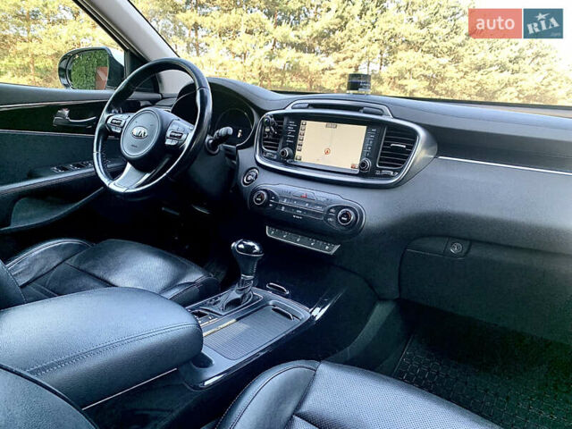 Білий Кіа Соренто, об'ємом двигуна 2.2 л та пробігом 105 тис. км за 25700 $, фото 54 на Automoto.ua