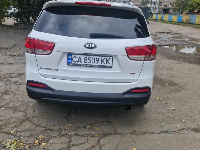Белый Киа Соренто, объемом двигателя 2.4 л и пробегом 67 тыс. км за 15700 $, фото 3 на Automoto.ua